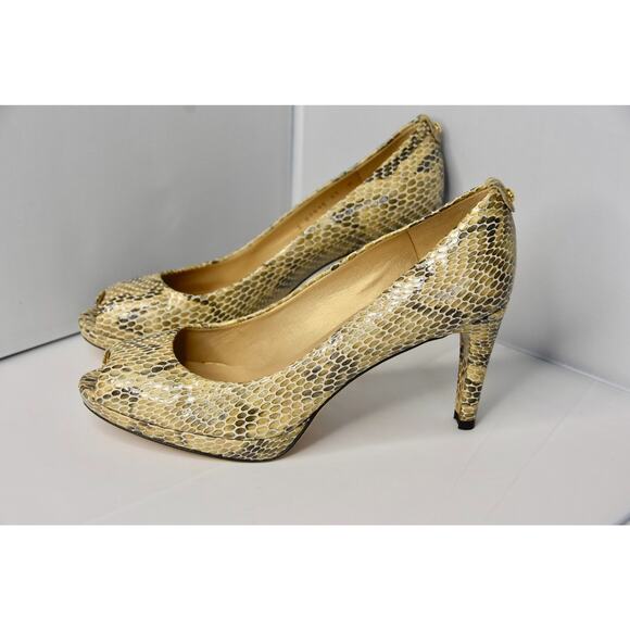 Stuart Weitzman Logo Plainfield Snake-Print Leather Peep-toe Pump Size 11 - Picture 2 of 11